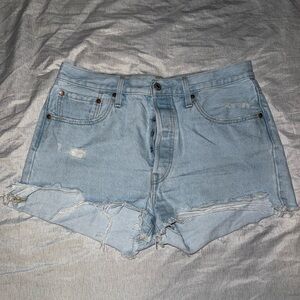 Light Blue Distressed Levi’s 501 Denim Shorts